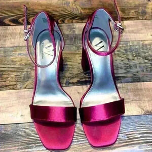 Magenta Worthington Heels size 6M